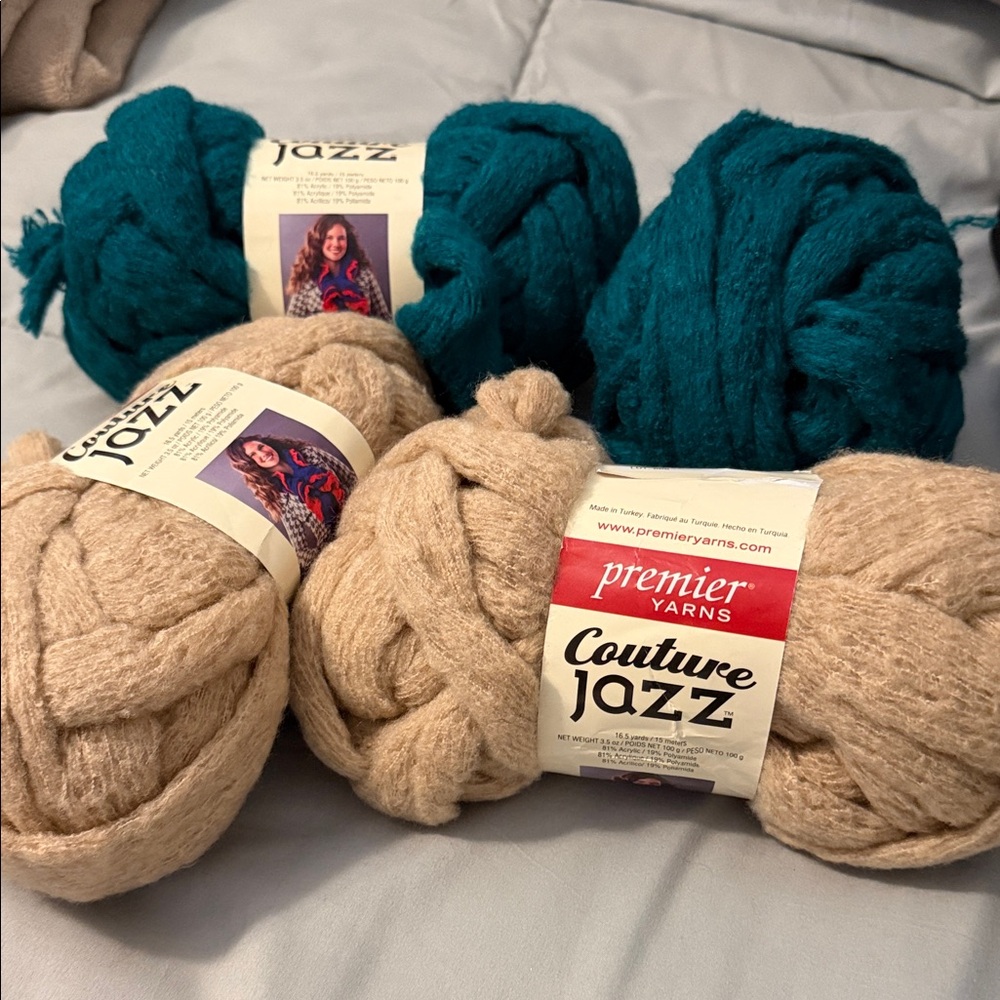 Premier Couture Jazz Yarn in Teal and Beige